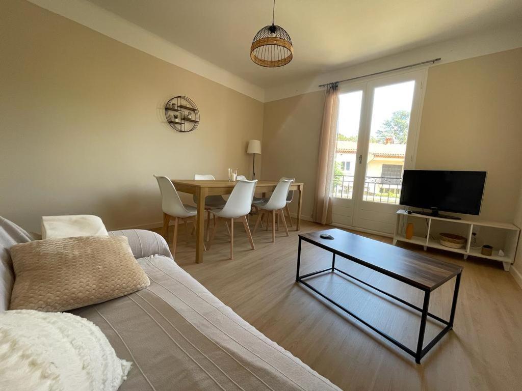 Lg Rite Appartement Avec Jardin Prades  Kültér fotó